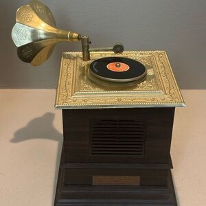 Vintage Ross Phonograph music radio-display & parts only- tested NOT working